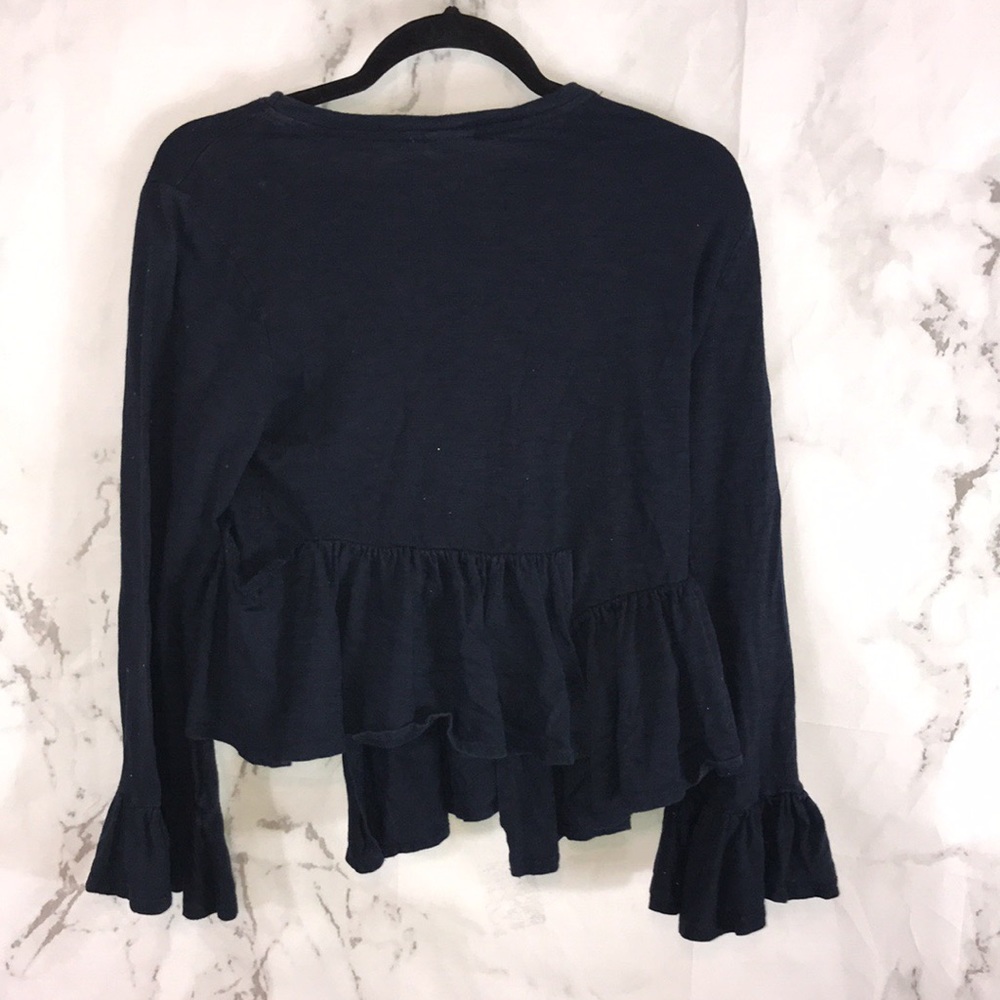 Cinq a sept long sleeve ruffle shirt E38